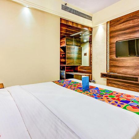 Hotel Crawford Inn Mumbai  Buitenkant foto