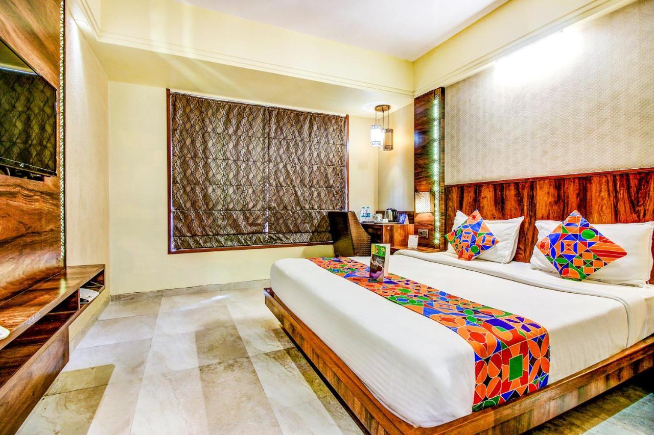 Hotel Crawford Inn Mumbai  Buitenkant foto