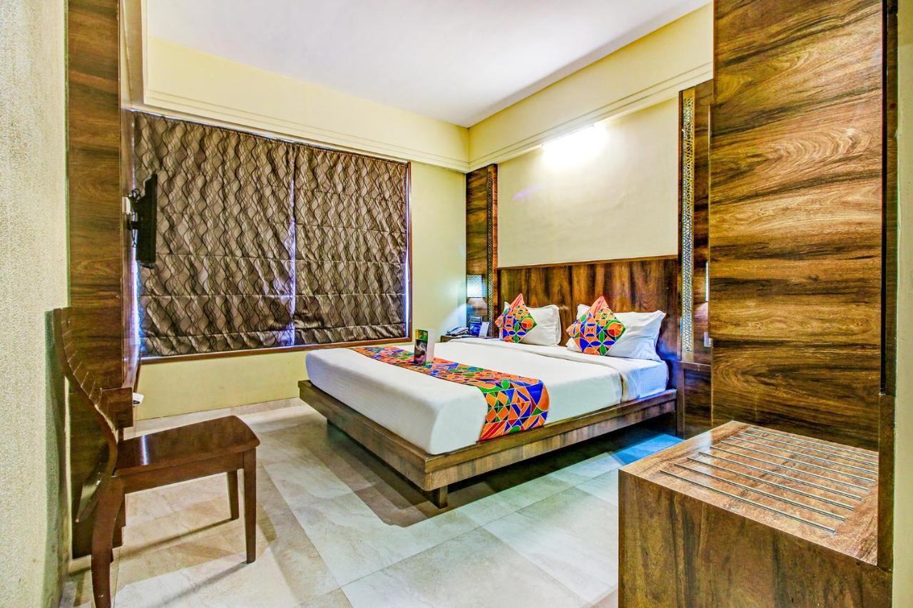 Hotel Crawford Inn Mumbai  Buitenkant foto