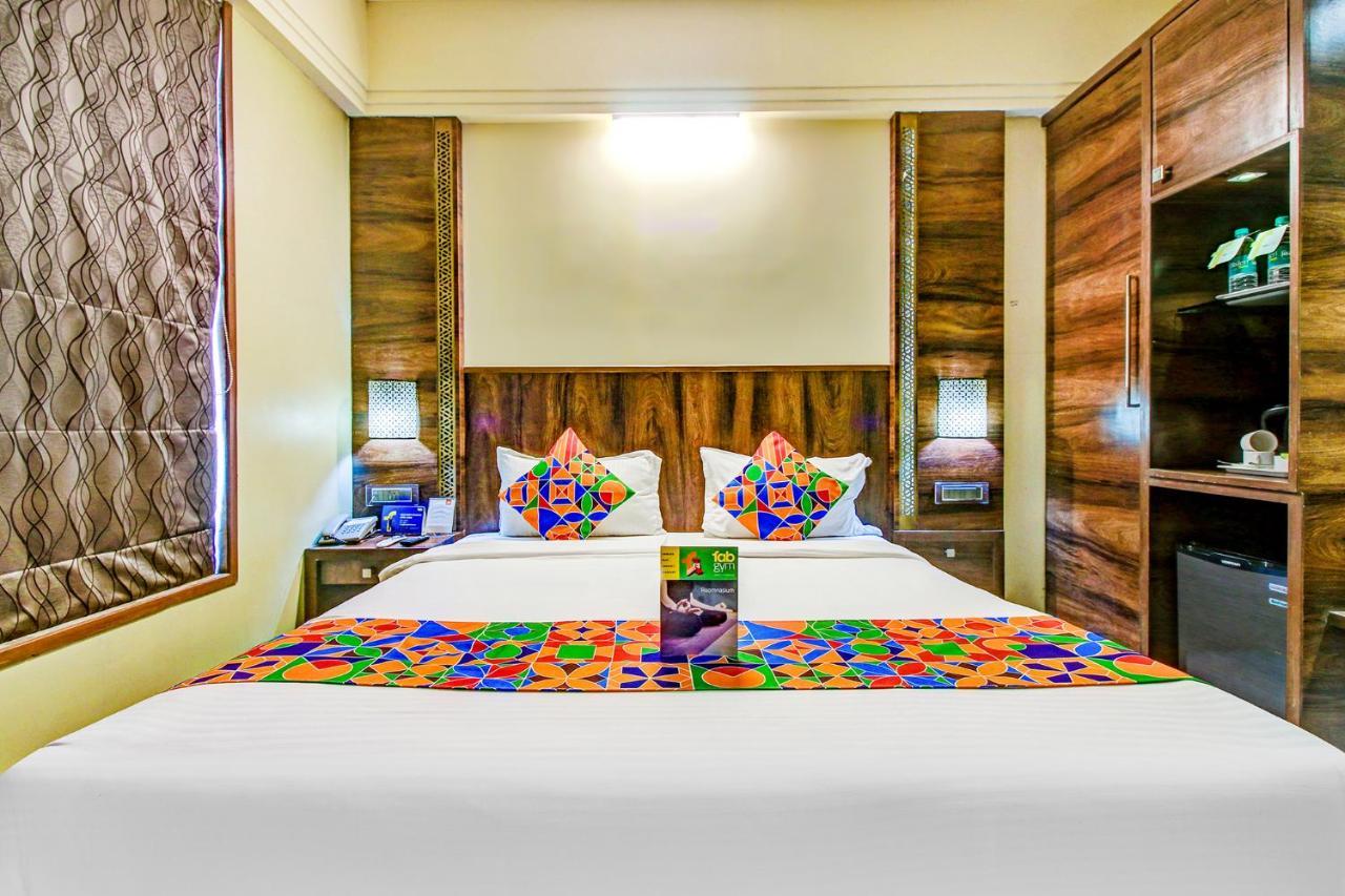 Hotel Crawford Inn Mumbai  Buitenkant foto