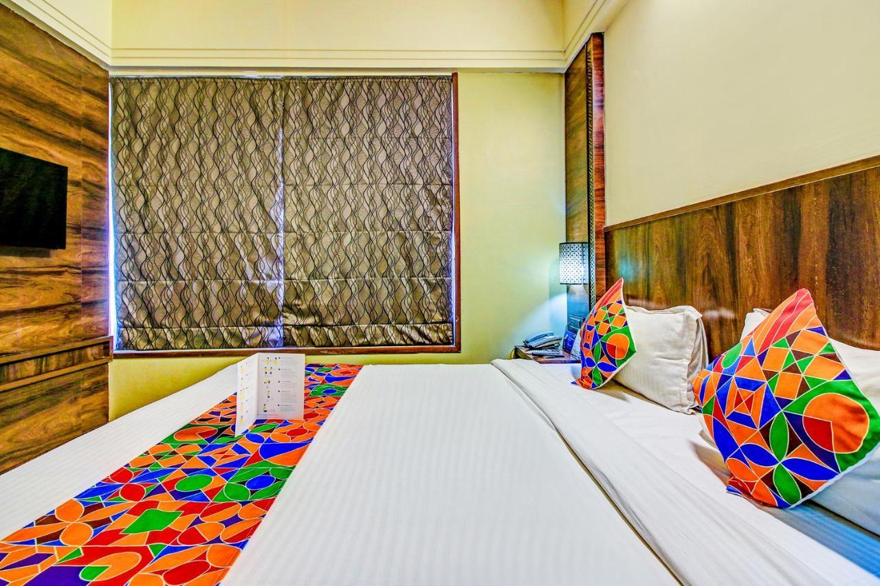 Hotel Crawford Inn Mumbai  Buitenkant foto
