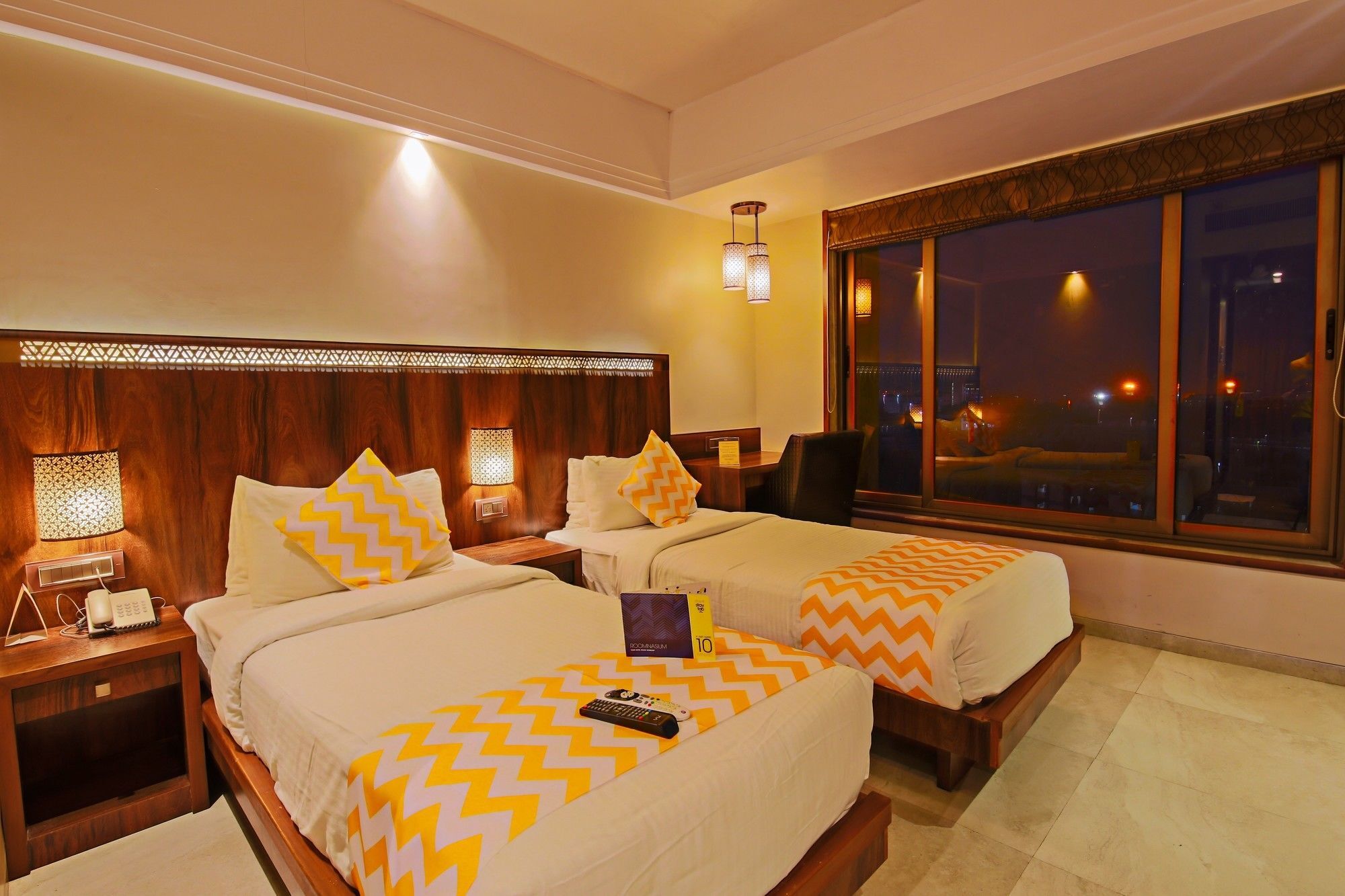 Hotel Crawford Inn Mumbai  Buitenkant foto