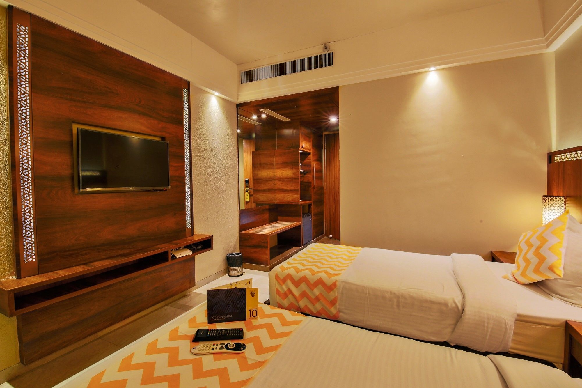 Hotel Crawford Inn Mumbai  Buitenkant foto
